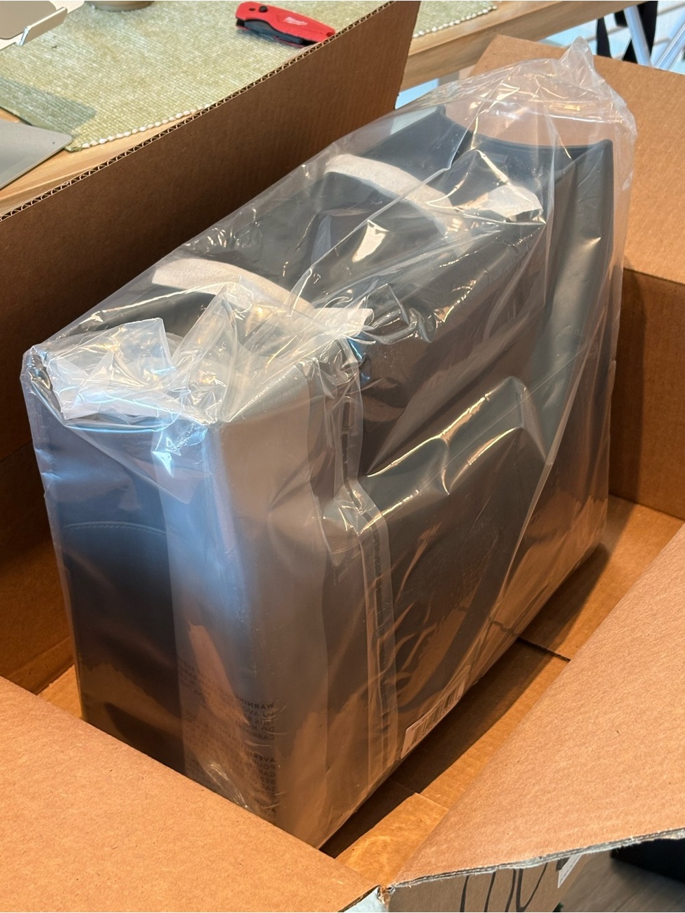BEIS- The Large Work Tote in Black - Picture 2 of 5